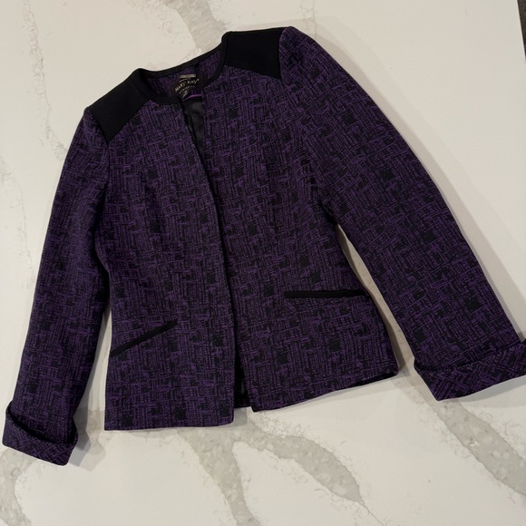 Mary Kay by Twinhill Consultant Hook & Eye Blazer Jacket Women’s 4T Purple/Black - Picture 2 of 8